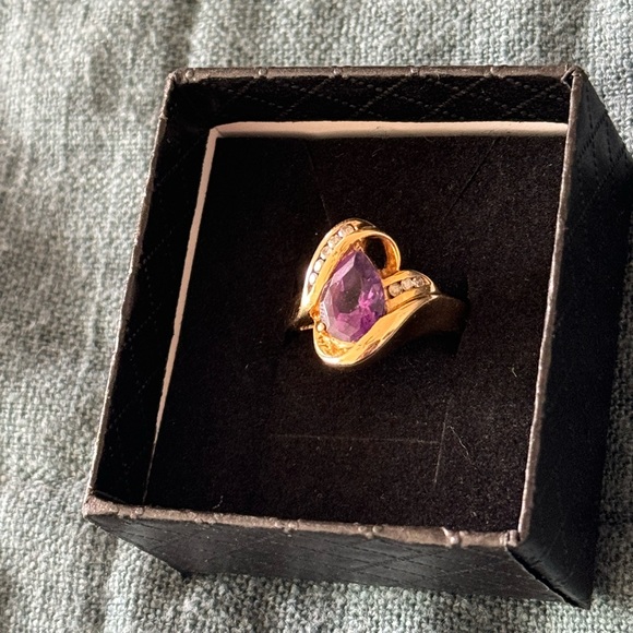 10K Gold Genuine Diamonds & Amethyst Ring Size 6 - Picture 4 of 7